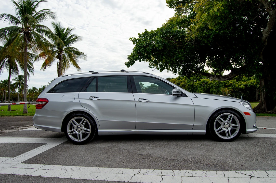 2011 Mercedes-Benz W212 E-Class - Image 28 of 31