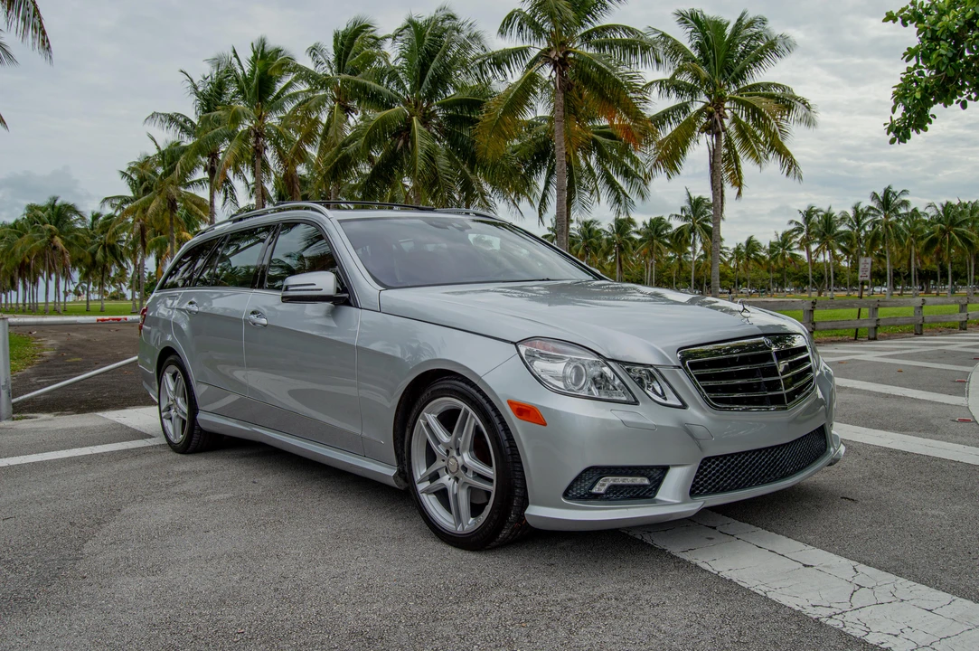 2011 Mercedes-Benz W212 E-Class - Image 30 of 31