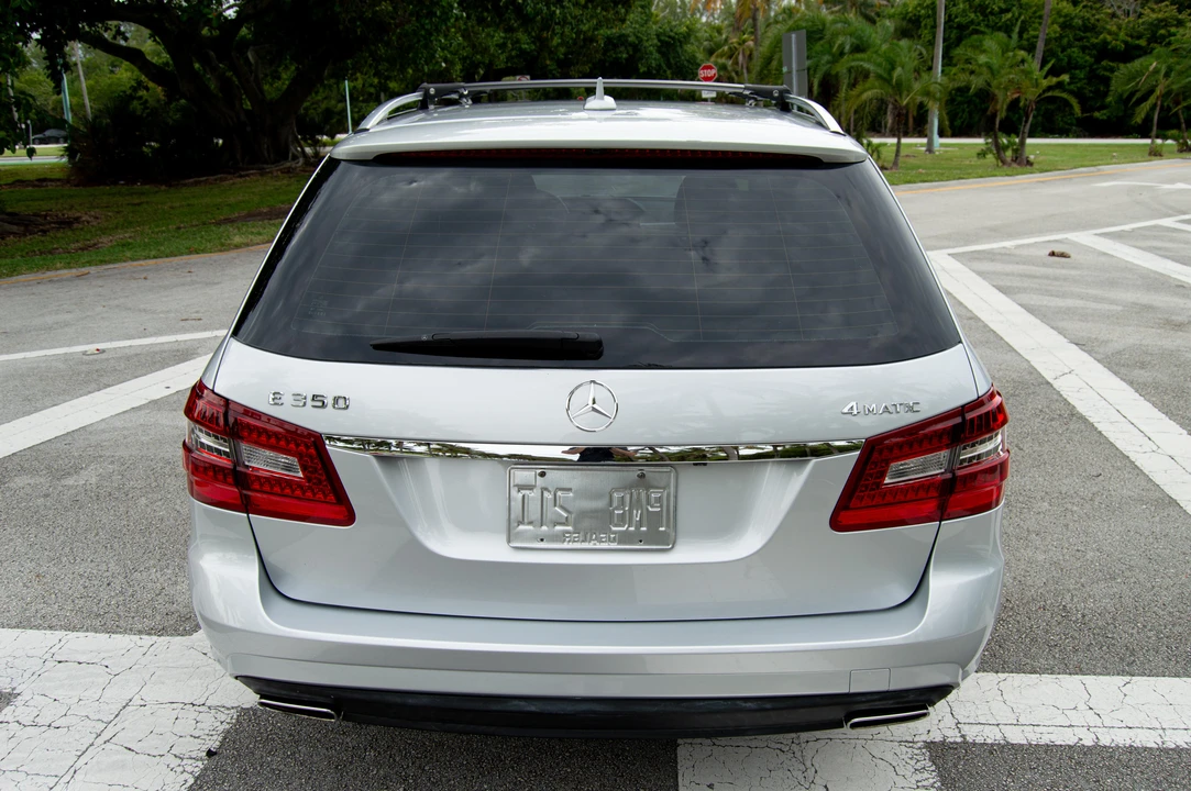 2011 Mercedes-Benz W212 E-Class - Image 23 of 31