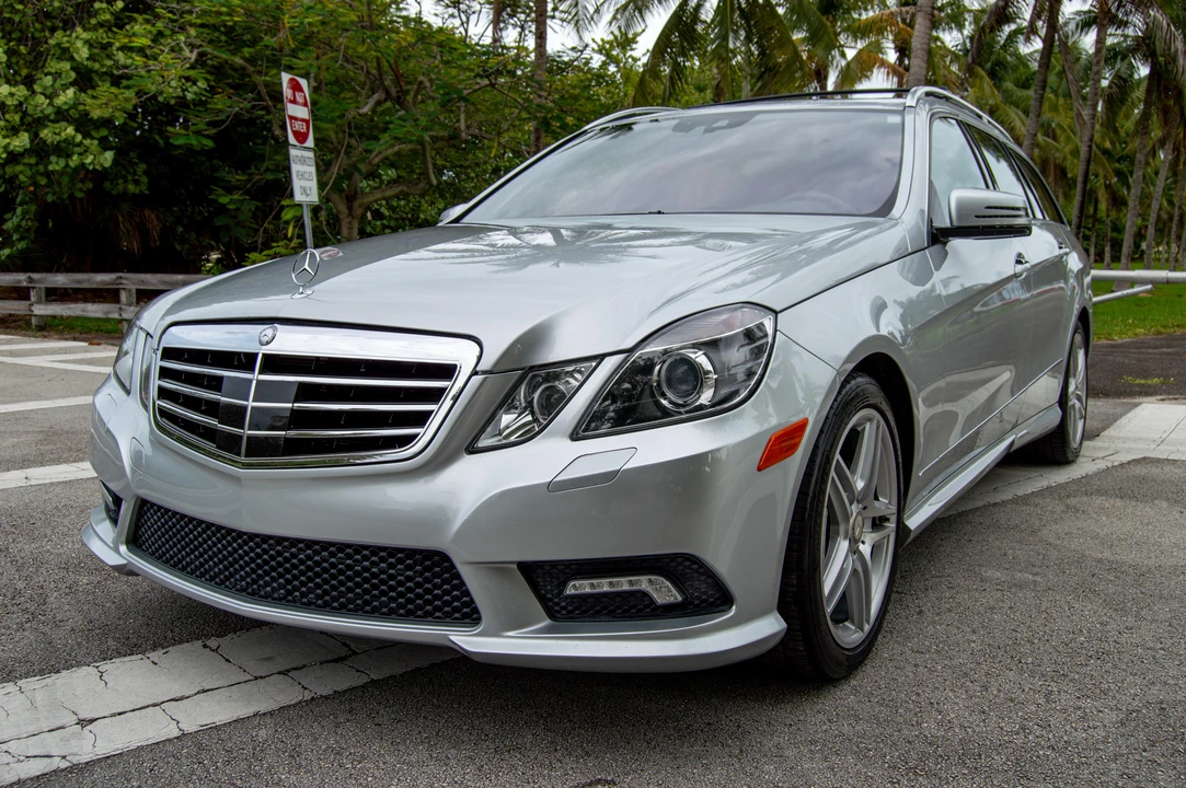 2011 Mercedes-Benz W212 E-Class - Image 13 of 31