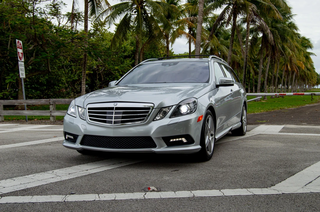 2011 Mercedes-Benz W212 E-Class - Image 12 of 31