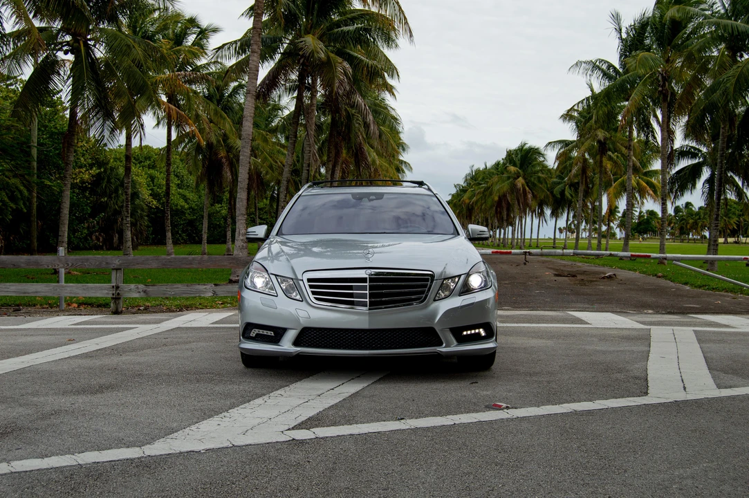 2011 Mercedes-Benz W212 E-Class - Image 6 of 31