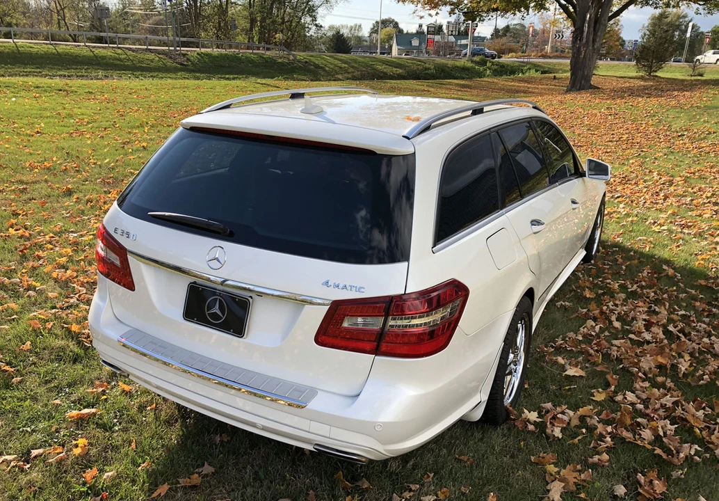 2011 Mercedes-Benz W212 E-Class - Image 17 of 31