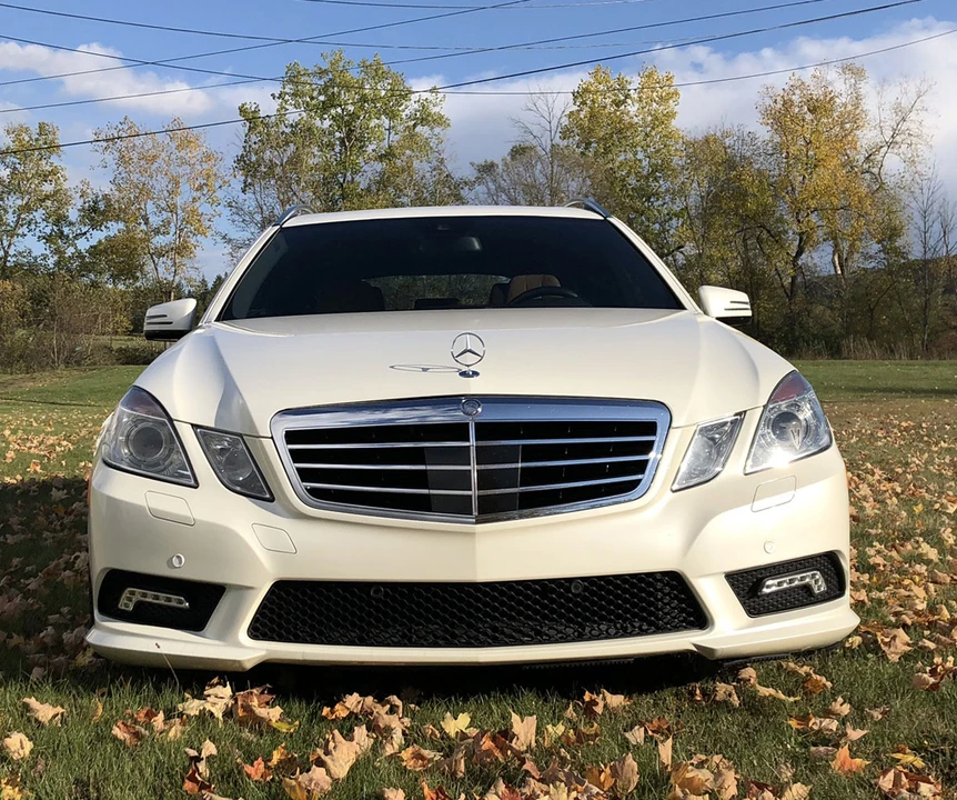 2011 Mercedes-Benz W212 E-Class - Image 8 of 31