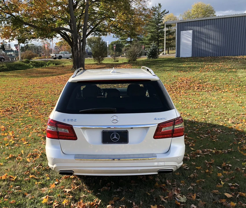2011 Mercedes-Benz W212 E-Class - Image 14 of 31