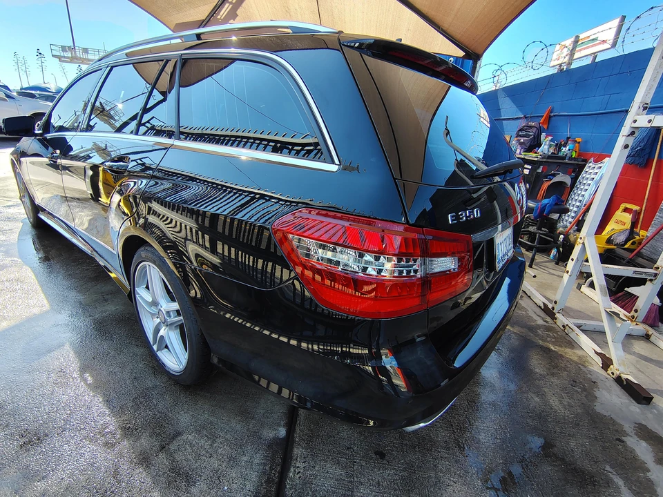 2011 Mercedes-Benz W212 E-Class - Image 13 of 31