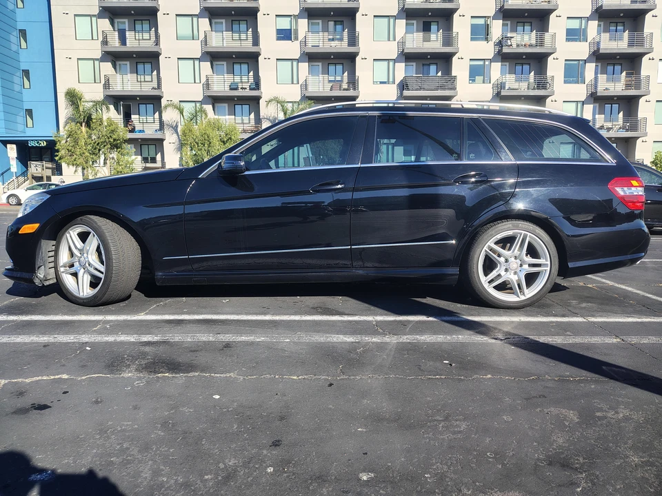 2011 Mercedes-Benz W212 E-Class - Image 10 of 31