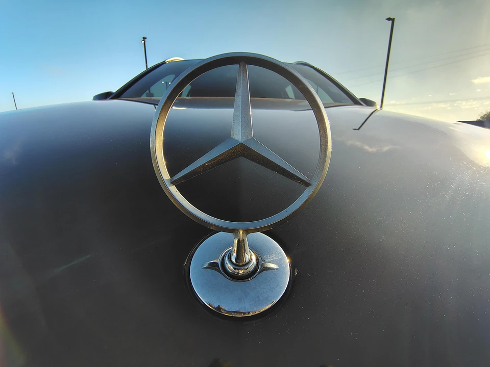 2011 Mercedes-Benz W212 E-Class - Image 26 of 31