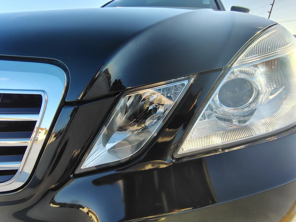 2011 Mercedes-Benz W212 E-Class - Image 28 of 31