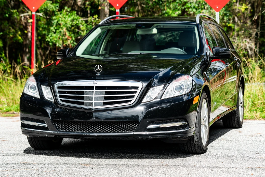 2011 Mercedes-Benz W212 E-Class - Image 7 of 31