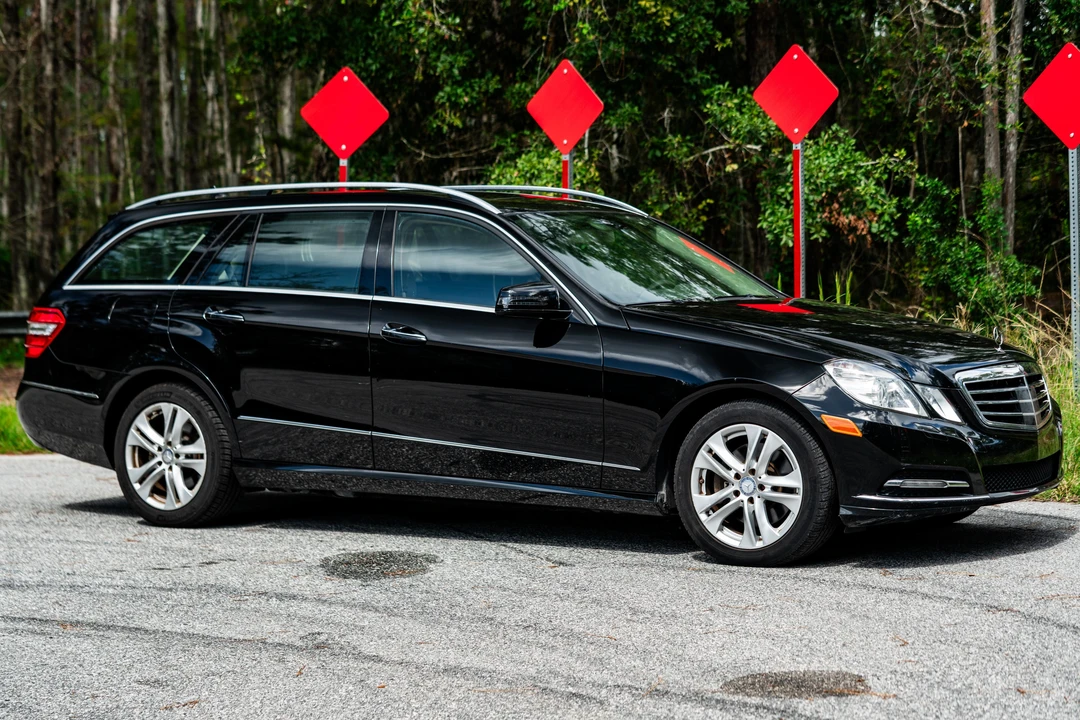 2011 Mercedes-Benz W212 E-Class - Image 28 of 31