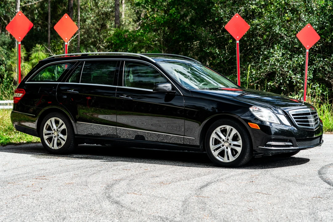 2011 Mercedes-Benz W212 E-Class - Image 29 of 31