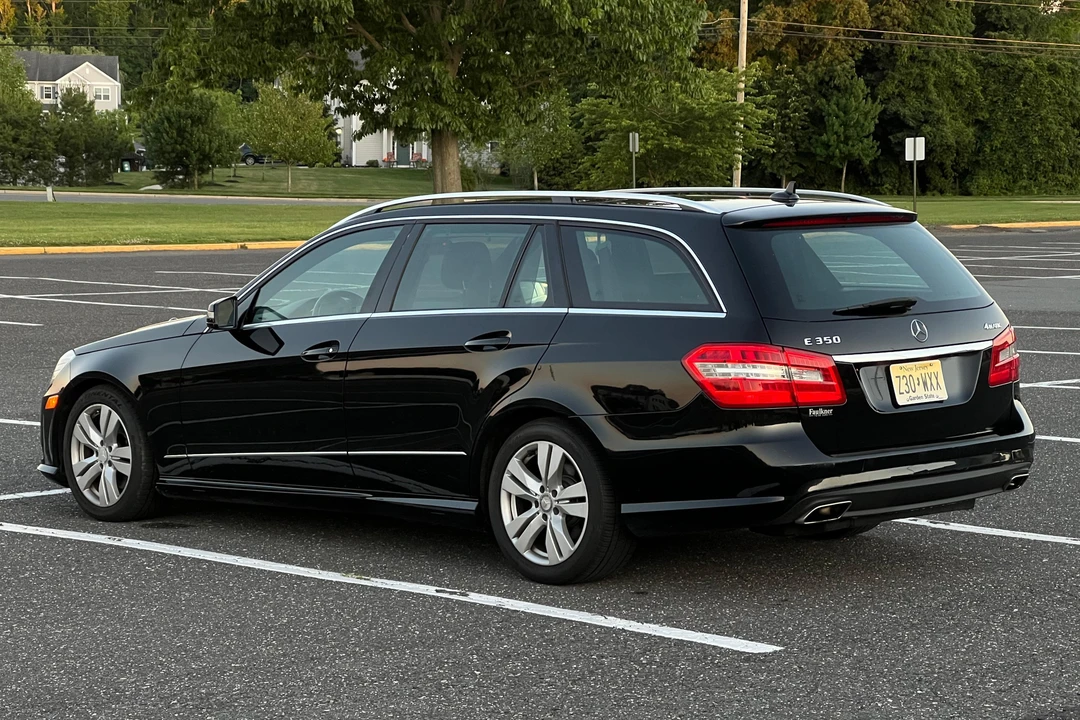 2011 Mercedes-Benz W212 E-Class - Image 4 of 31