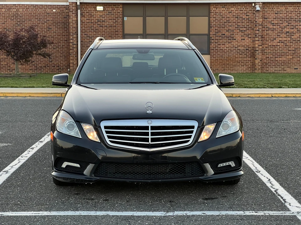2011 Mercedes-Benz W212 E-Class - Image 16 of 31