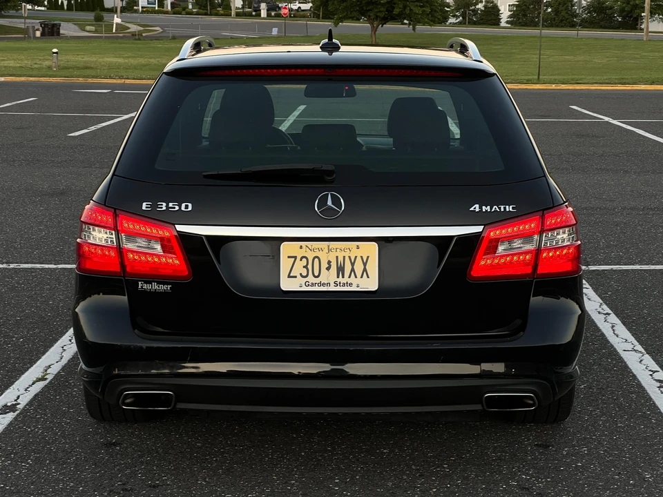 2011 Mercedes-Benz W212 E-Class - Image 20 of 31