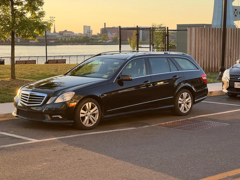 2011 Mercedes-Benz W212 E-Class - Image 27 of 31