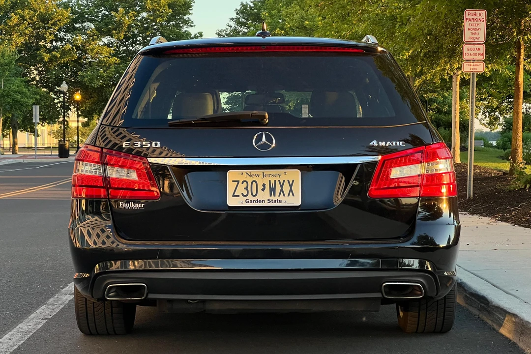 2011 Mercedes-Benz W212 E-Class - Image 5 of 31