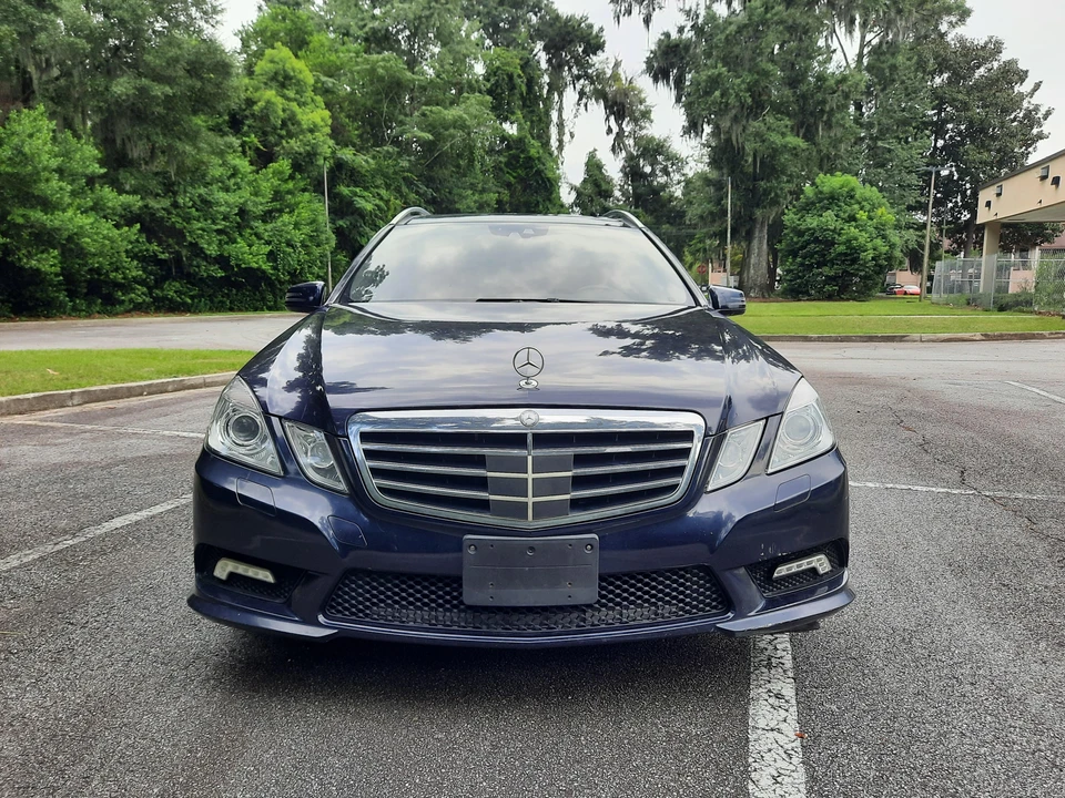 2011 Mercedes-Benz W212 E-Class - Image 7 of 31
