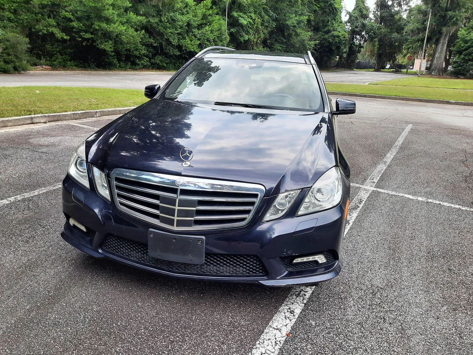 2011 Mercedes-Benz W212 E-Class - Image 10 of 31