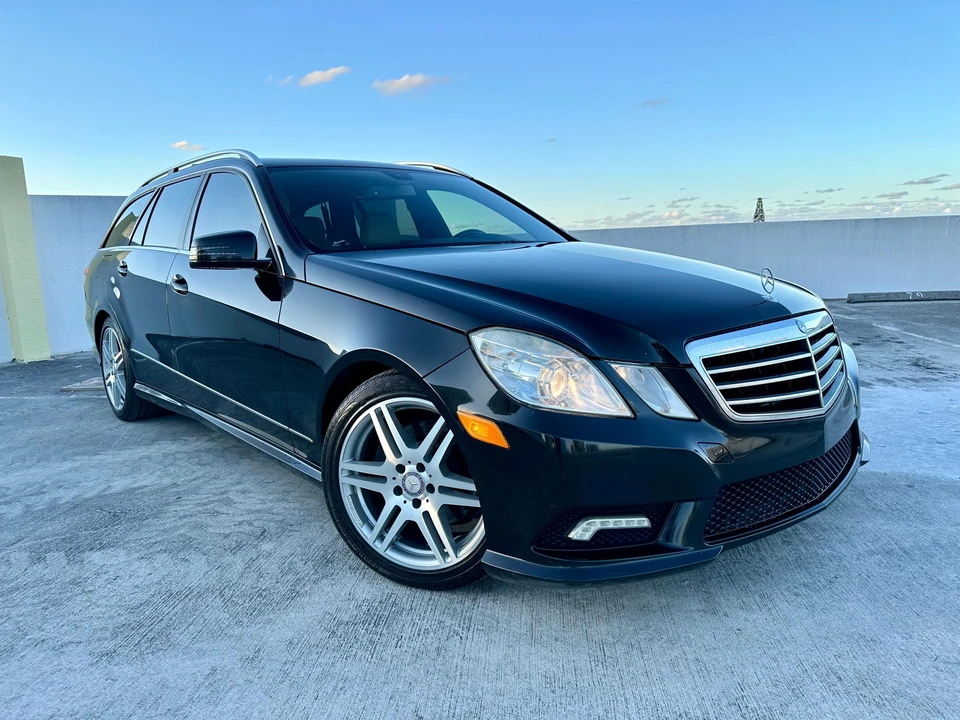2011 Mercedes-Benz W212 E-Class - Image 15 of 31