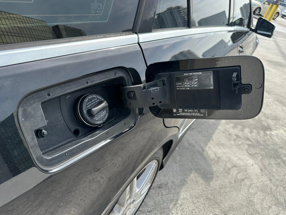 2011 Mercedes-Benz W212 E-Class - Image 28 of 31