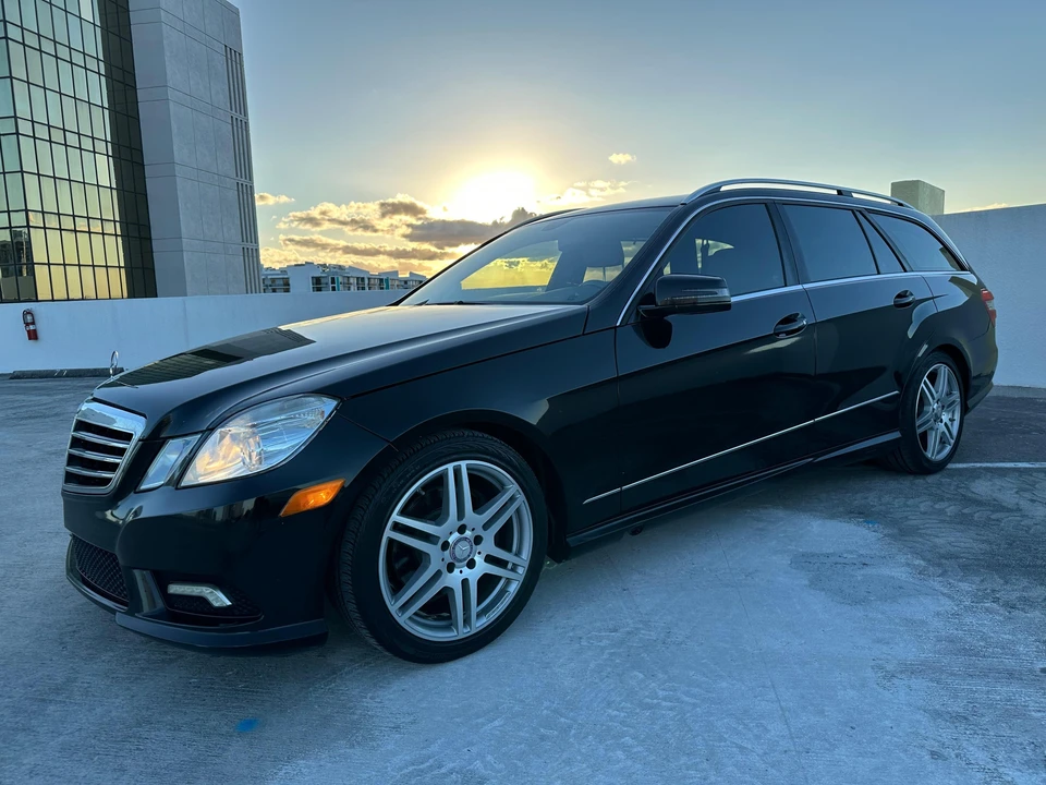2011 Mercedes-Benz W212 E-Class - Image 8 of 31