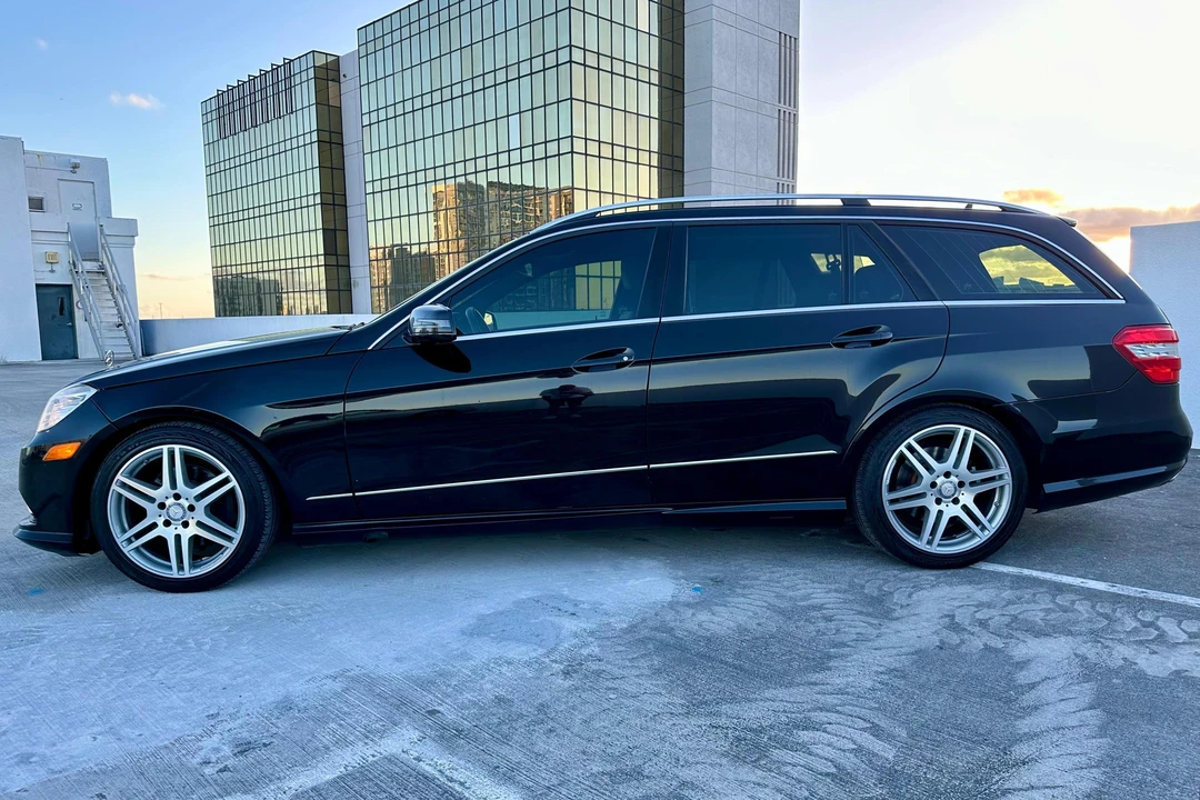 2011 Mercedes-Benz W212 E-Class - Image 3 of 31