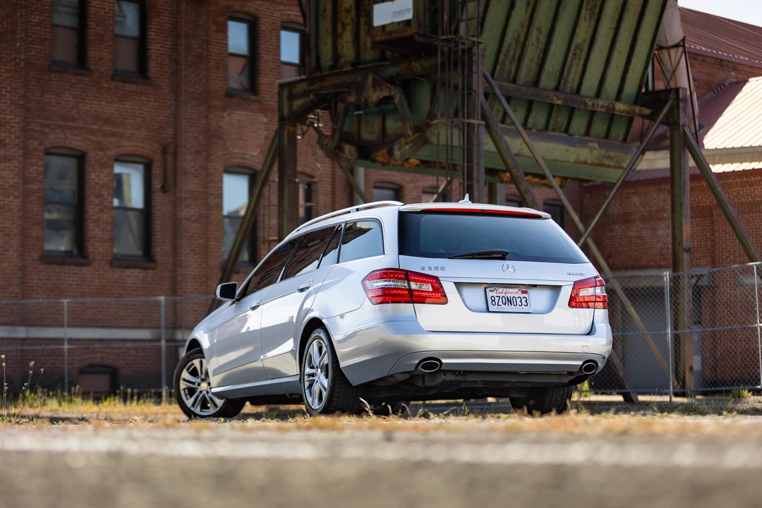 2011 Mercedes-Benz W212 E-Class - Image 24 of 31