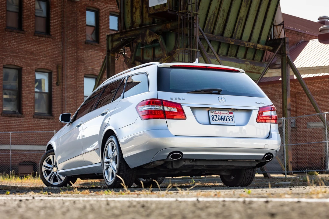 2011 Mercedes-Benz W212 E-Class - Image 23 of 31