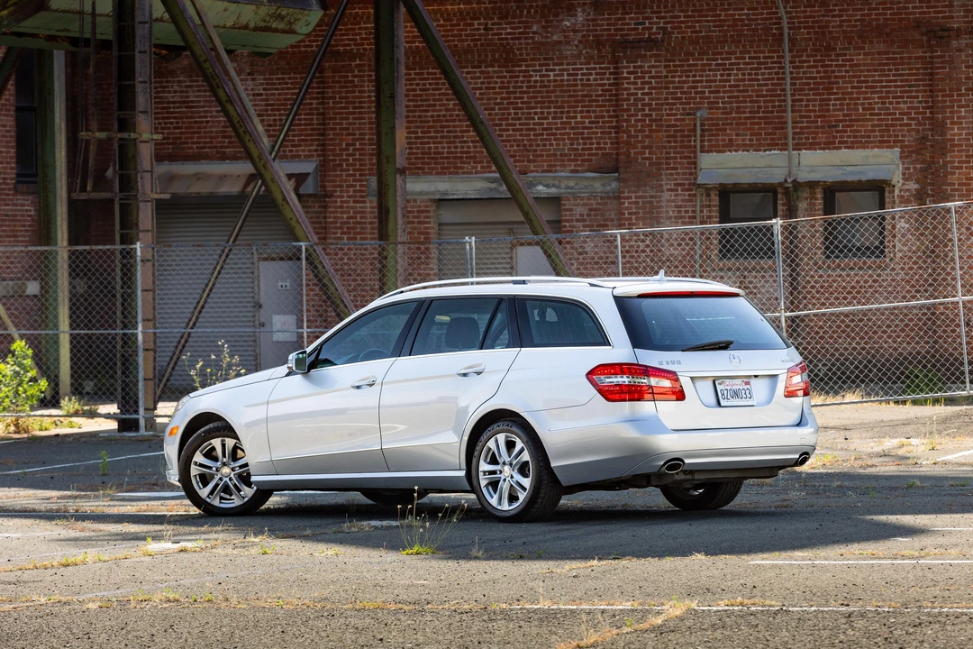 2011 Mercedes-Benz W212 E-Class - Image 20 of 31