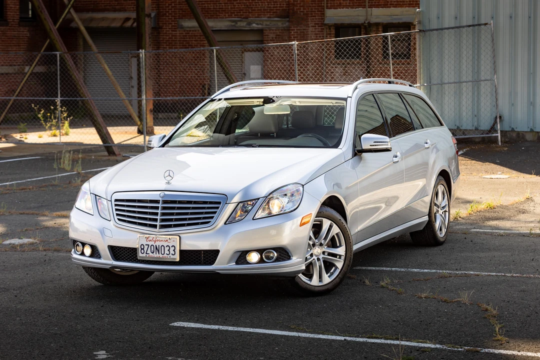 2011 Mercedes-Benz W212 E-Class - Image 11 of 31