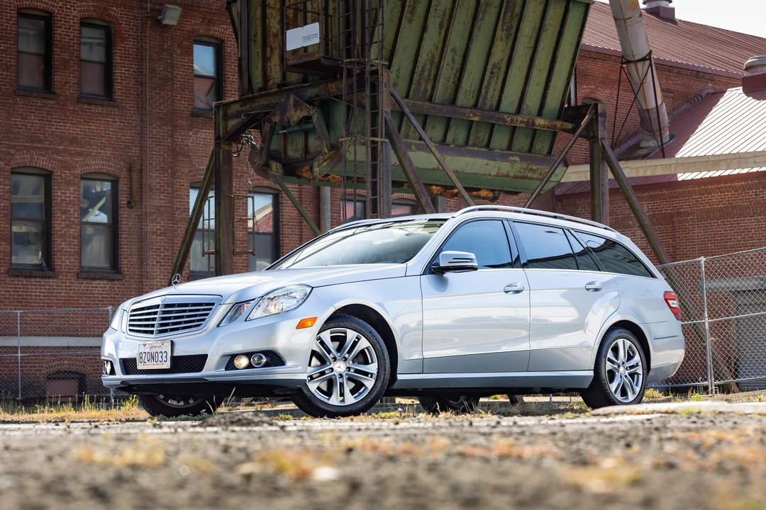 2011 Mercedes-Benz W212 E-Class - Image 16 of 31