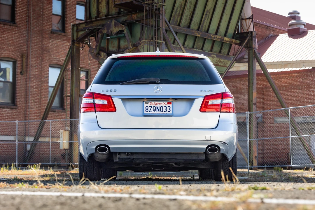 2011 Mercedes-Benz W212 E-Class - Image 30 of 31