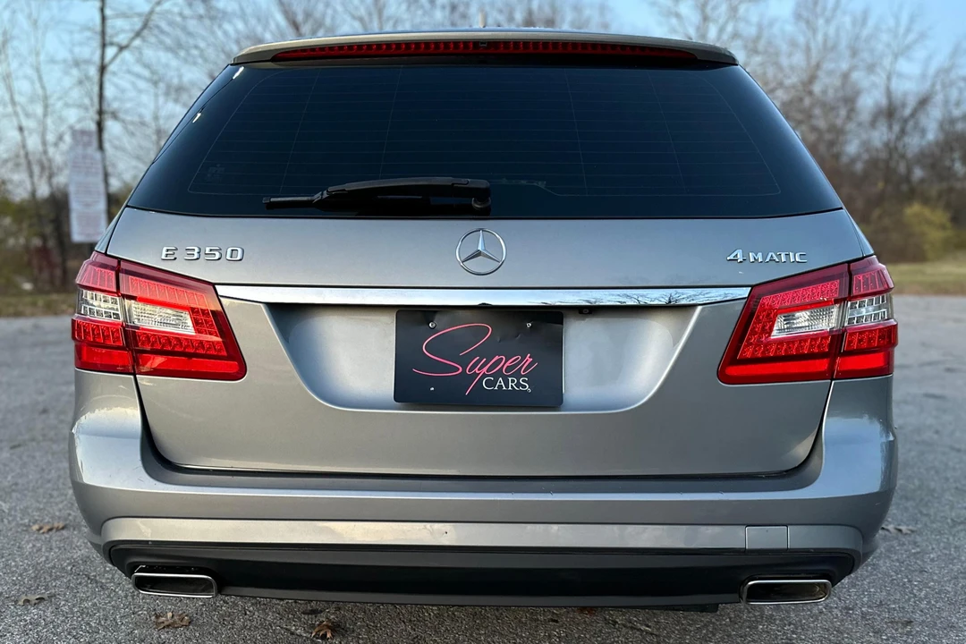 2011 Mercedes-Benz W212 E-Class - Image 5 of 31