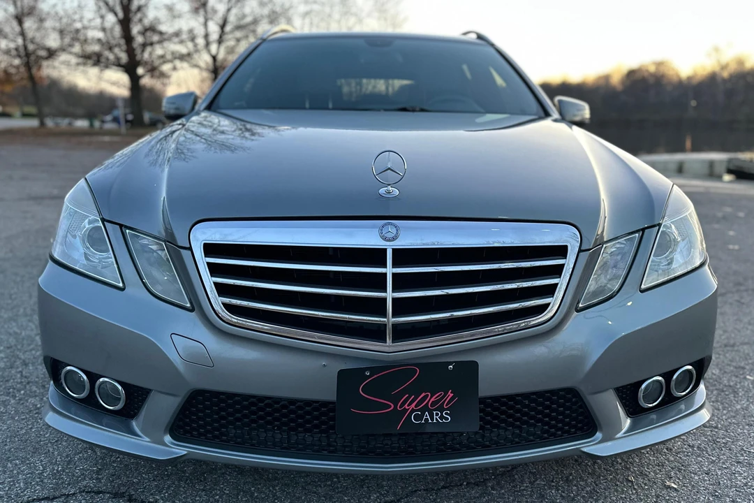 2011 Mercedes-Benz W212 E-Class - Image 2 of 31