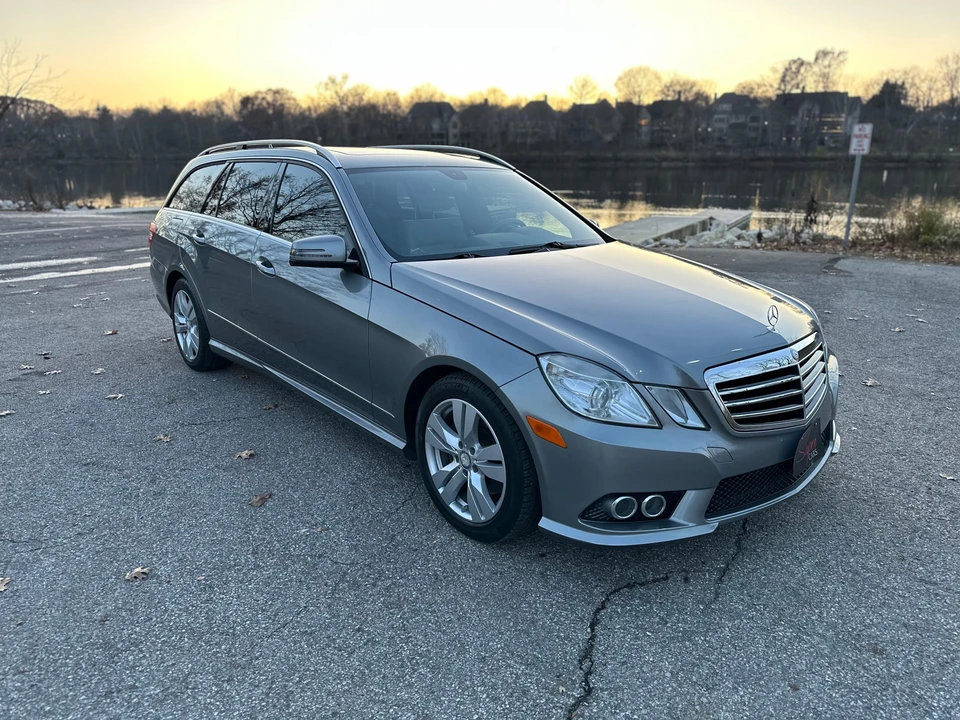 2011 Mercedes-Benz W212 E-Class - Image 27 of 31