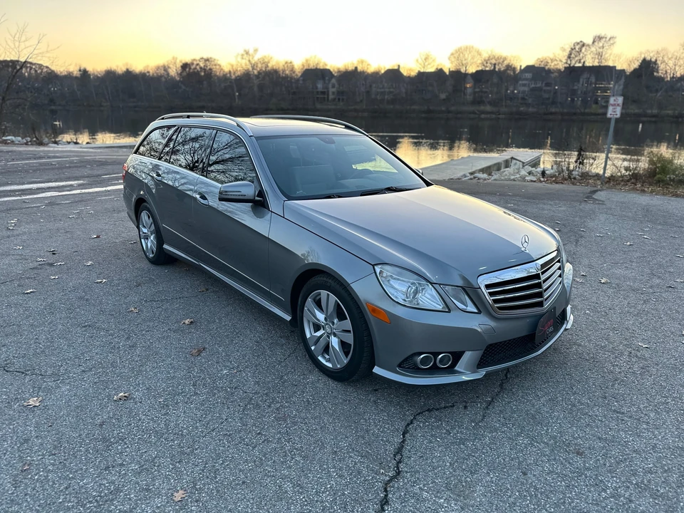 2011 Mercedes-Benz W212 E-Class - Image 28 of 31