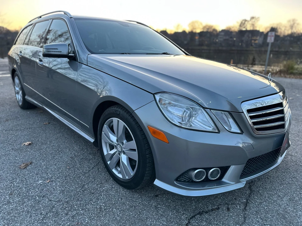 2011 Mercedes-Benz W212 E-Class - Image 29 of 31