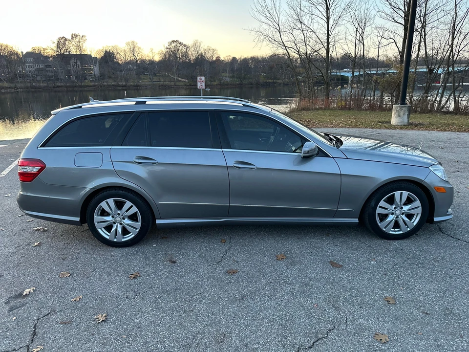 2011 Mercedes-Benz W212 E-Class - Image 21 of 31