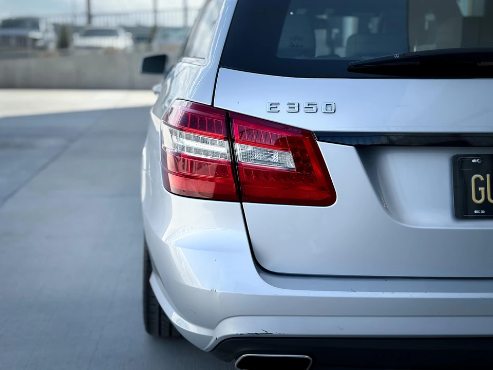 2011 Mercedes-Benz W212 E-Class - Image 29 of 31