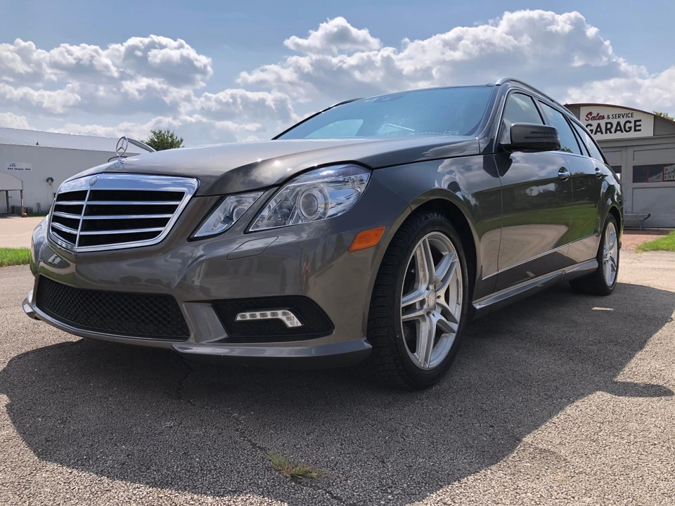2011 Mercedes-Benz W212 E-Class - Image 8 of 31
