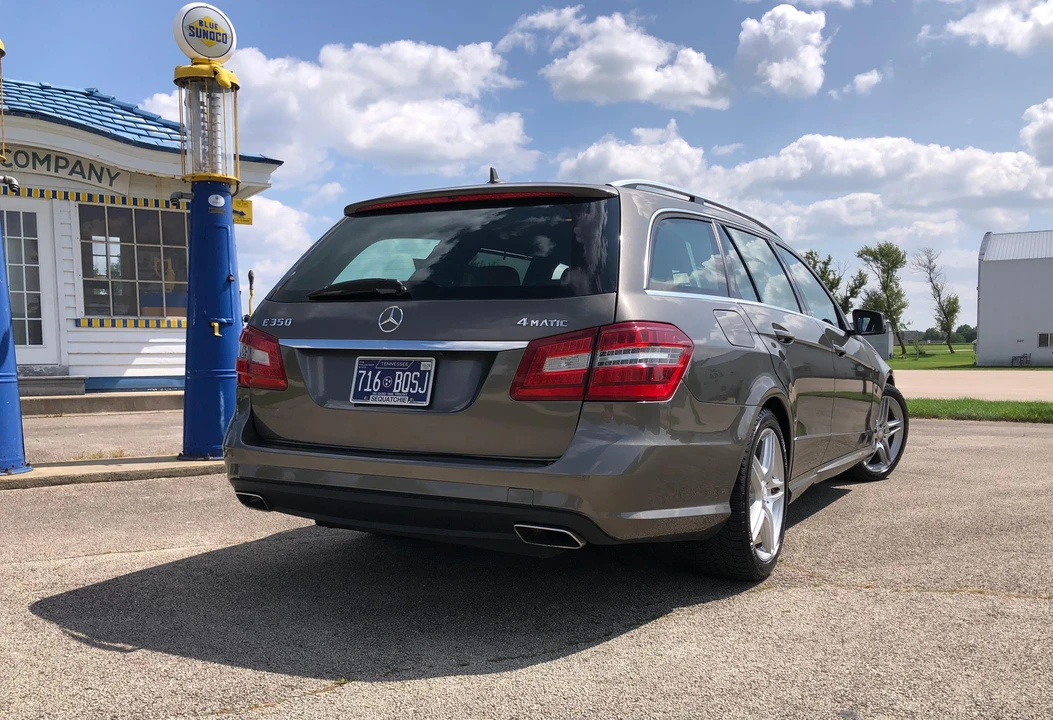 2011 Mercedes-Benz W212 E-Class - Image 21 of 31