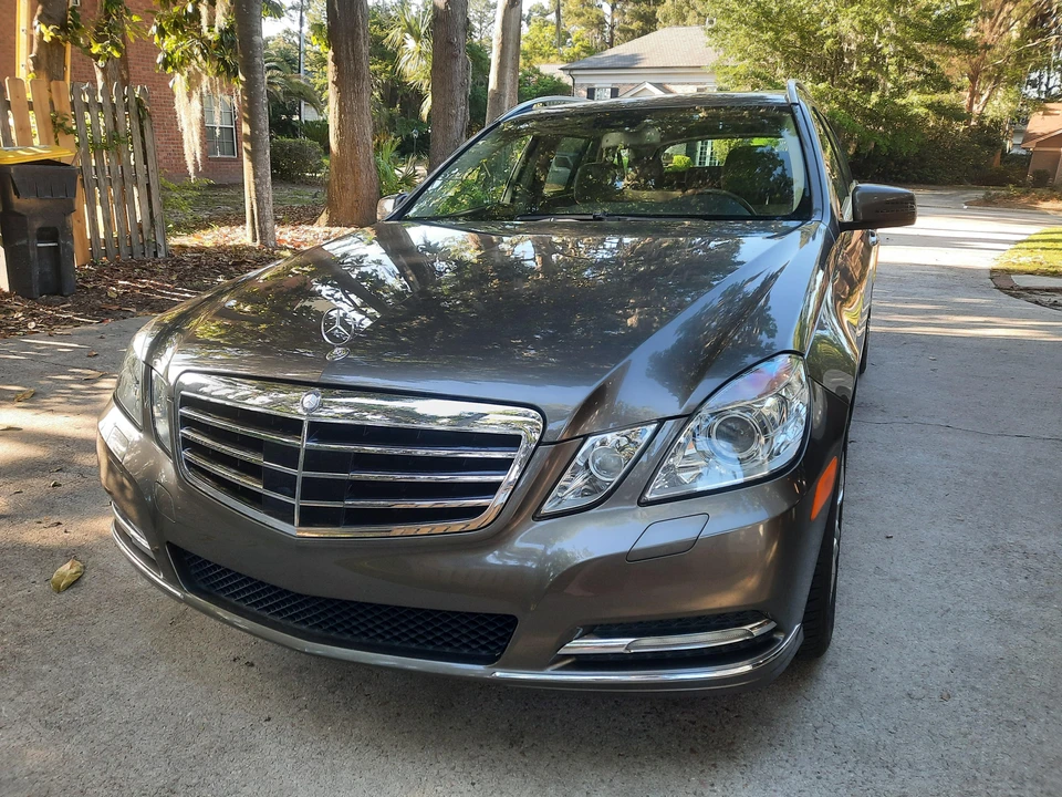 2011 Mercedes-Benz W212 E-Class - Image 7 of 31
