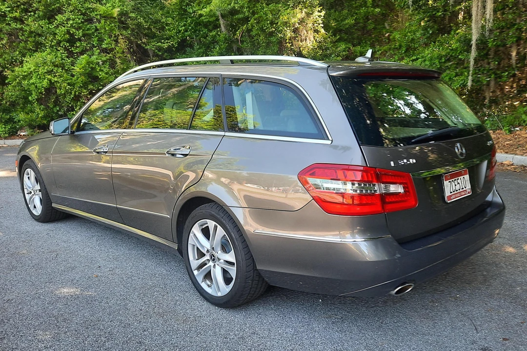 2011 Mercedes-Benz W212 E-Class - Image 4 of 31