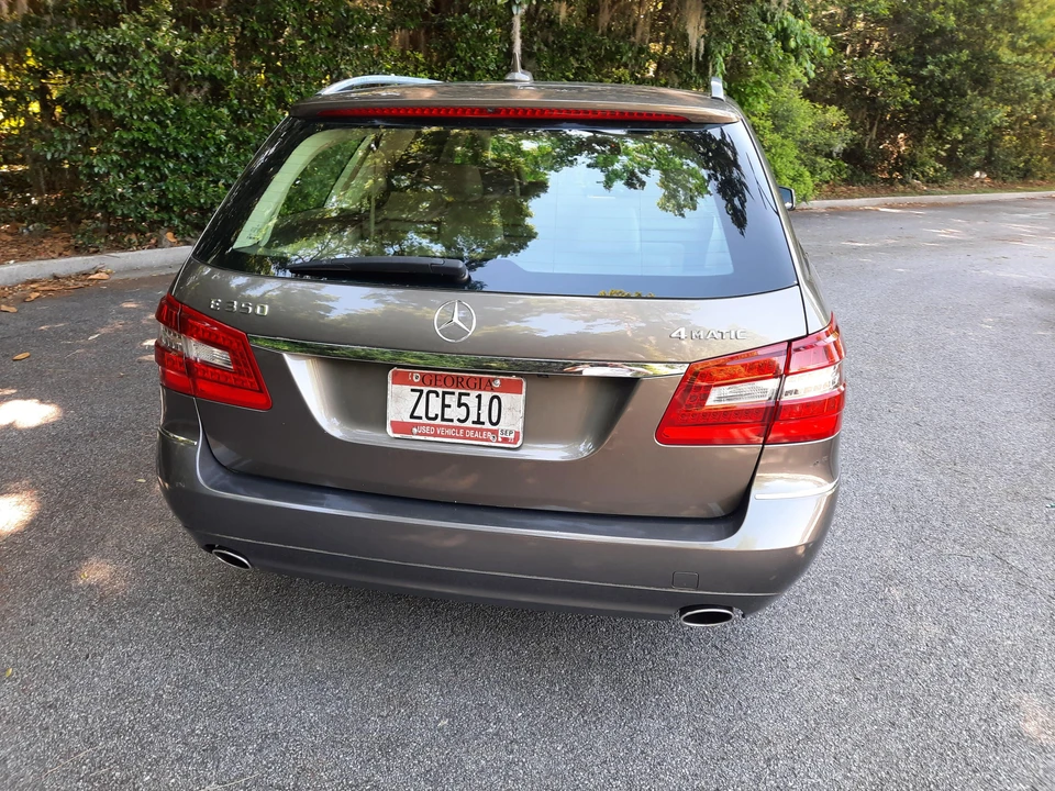 2011 Mercedes-Benz W212 E-Class - Image 17 of 31