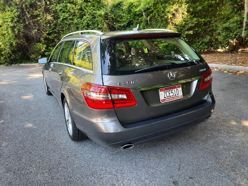 2011 Mercedes-Benz W212 E-Class - Image 15 of 31