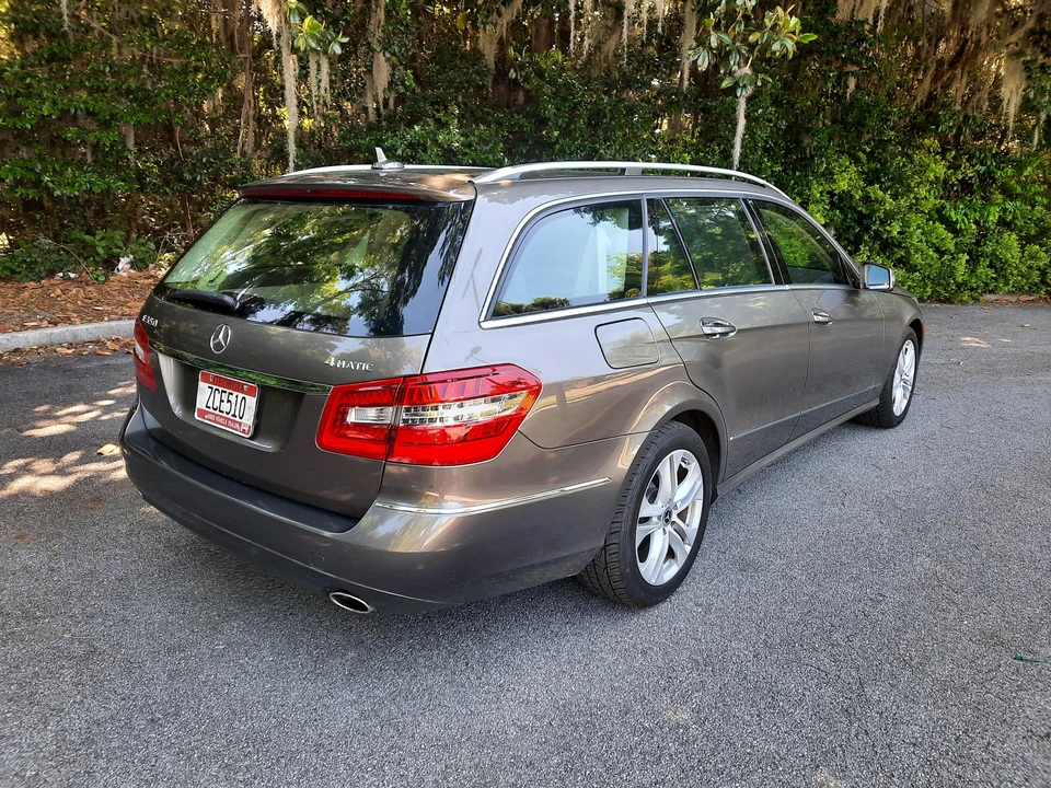2011 Mercedes-Benz W212 E-Class - Image 19 of 31