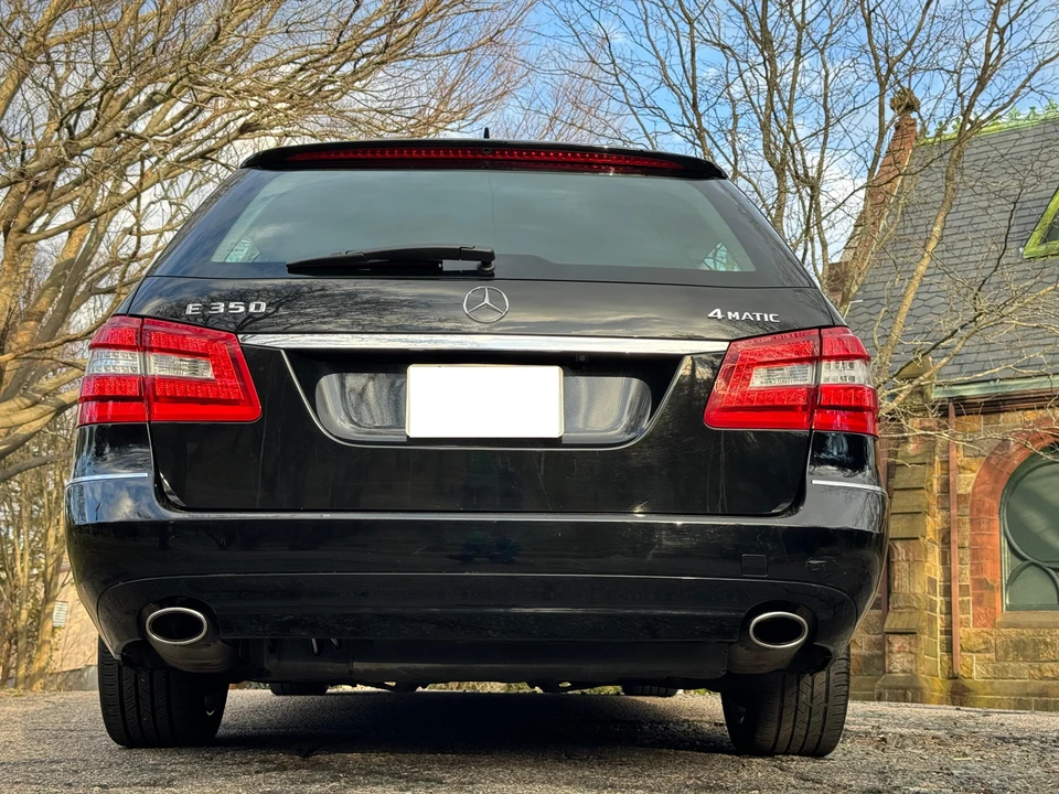 2011 Mercedes-Benz W212 E-Class - Image 16 of 31