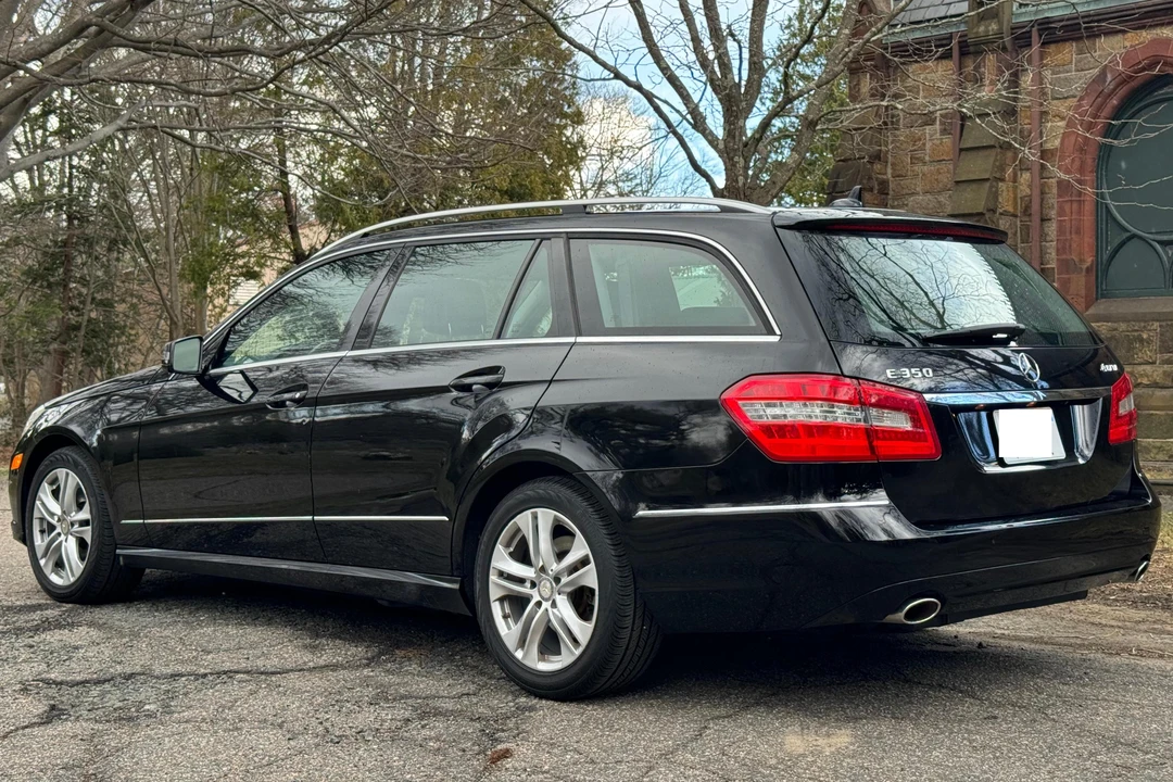 2011 Mercedes-Benz W212 E-Class - Image 4 of 31