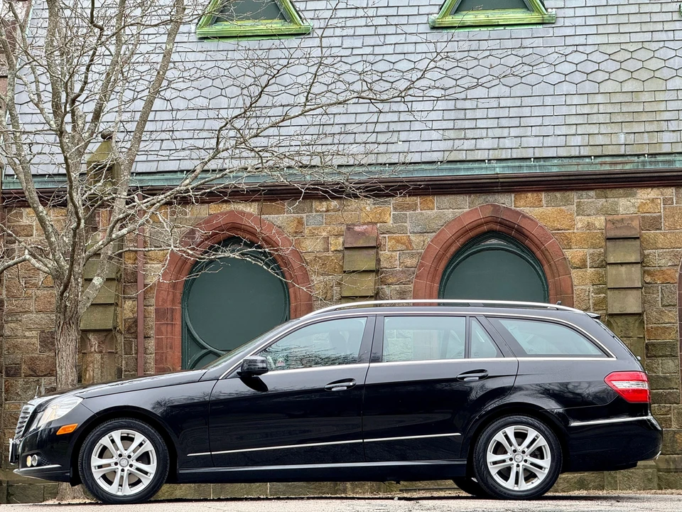 2011 Mercedes-Benz W212 E-Class - Image 13 of 31